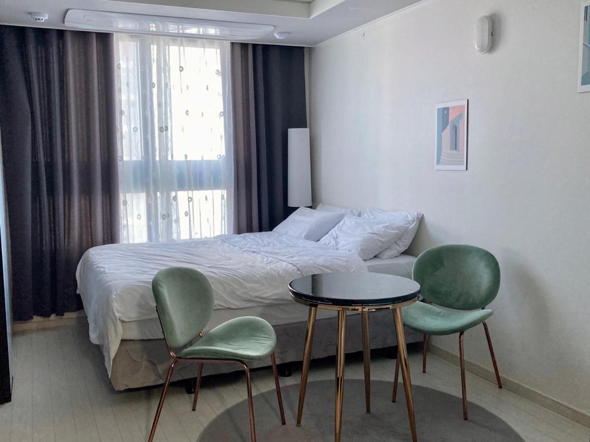 Moon Stay Star Bnb Daegu Extérieur photo