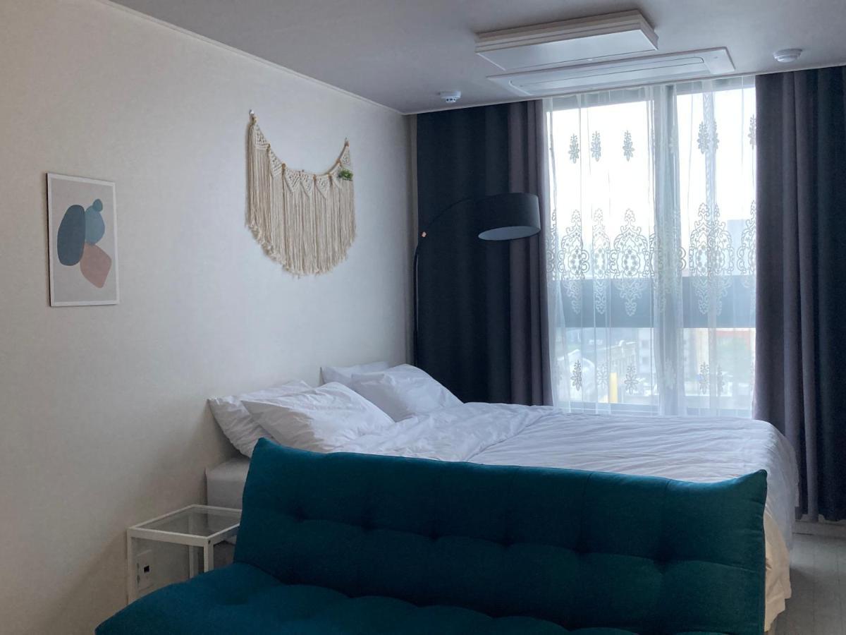 Moon Stay Star Bnb Daegu Extérieur photo